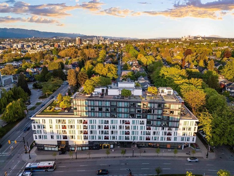 909 2888 Cambie Street