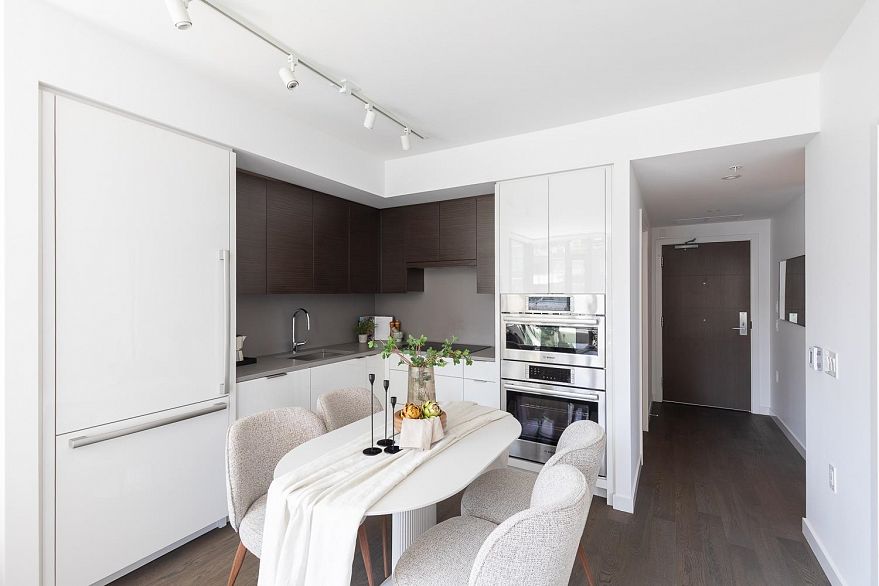 607 1678 Pullman Porter Street