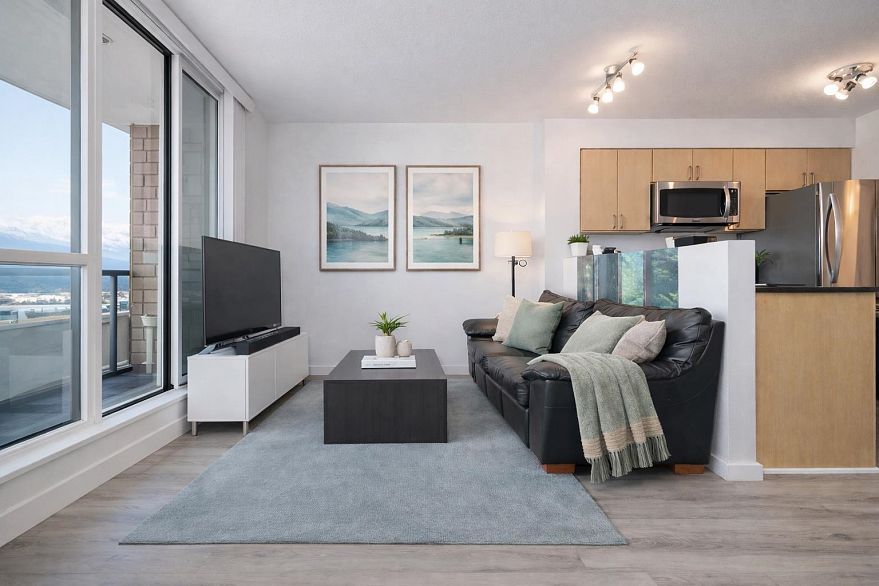 1703 63 Keefer Place