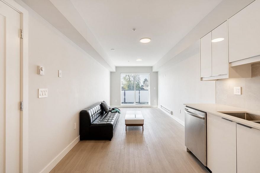 304 3050 Kingsway