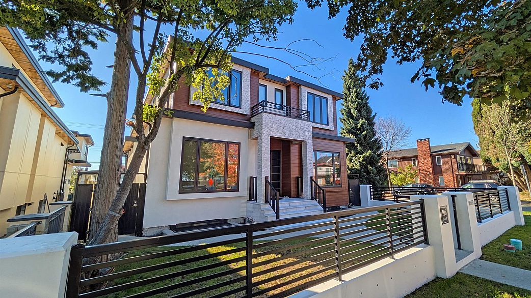 108 E 51st Avenue