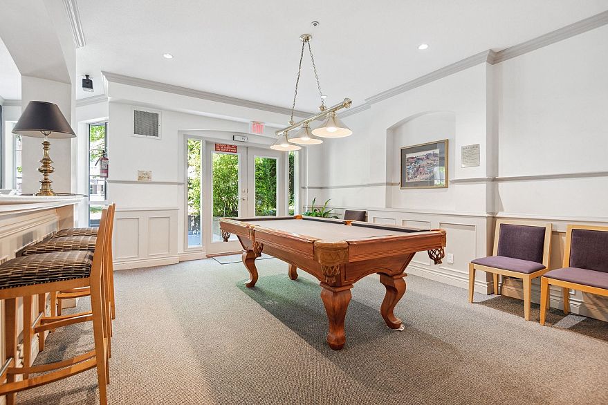 116 5835 Hampton Place