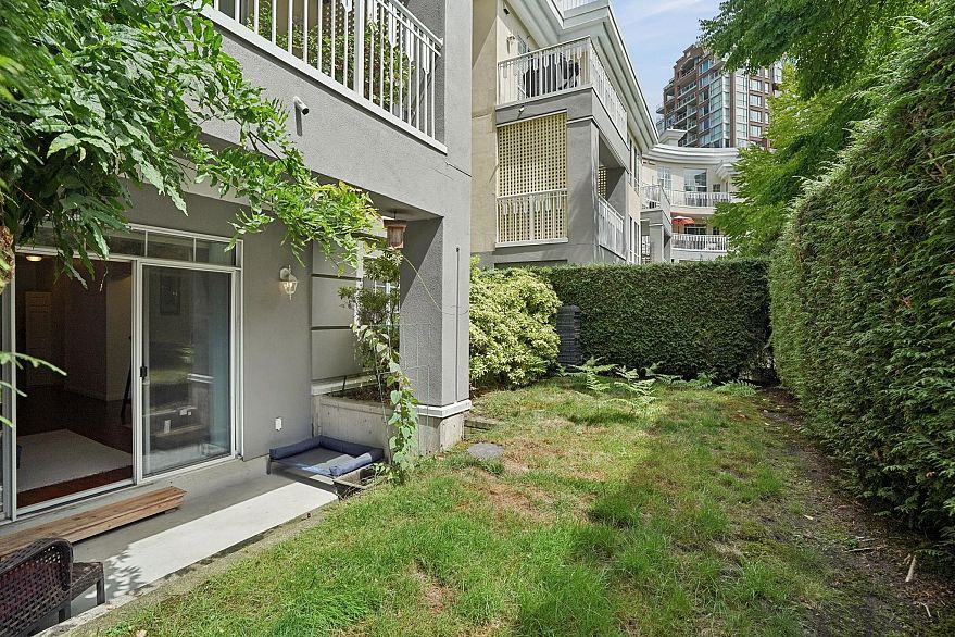 116 5835 Hampton Place
