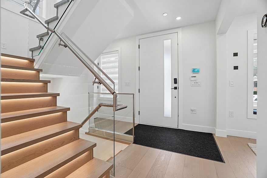 72 E 57th Avenue