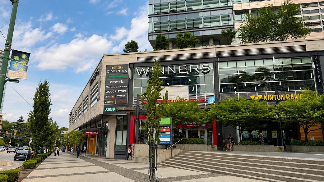 1608 8189 Cambie Street
