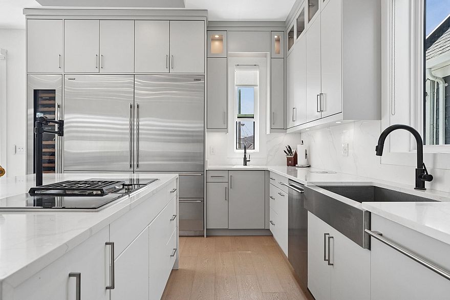 72 E 57th Avenue