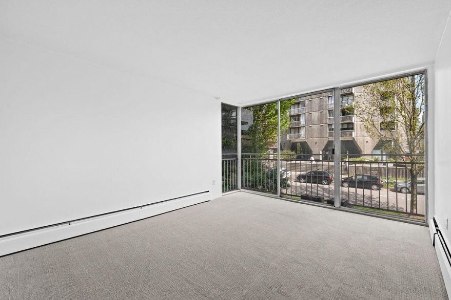 203 1250 Burnaby Street