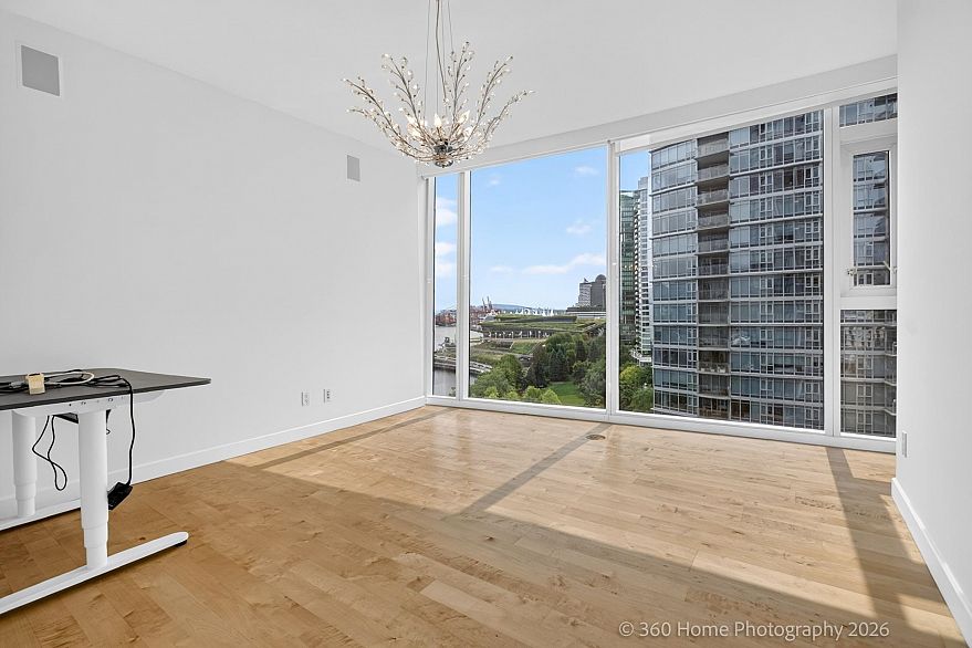 1402 1281 W Cordova Street