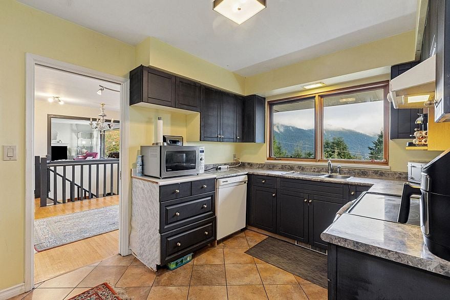 556 Ballantree Road