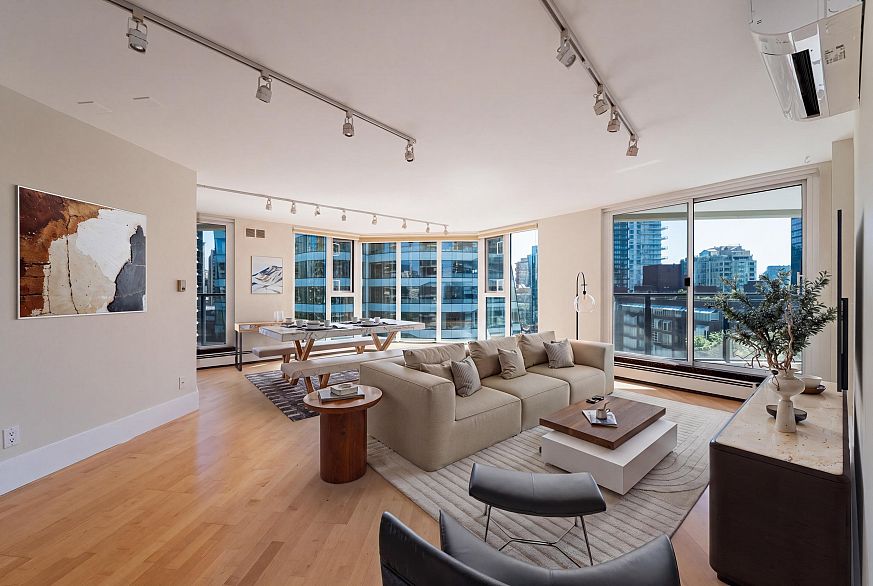 905 1010 Burnaby Street