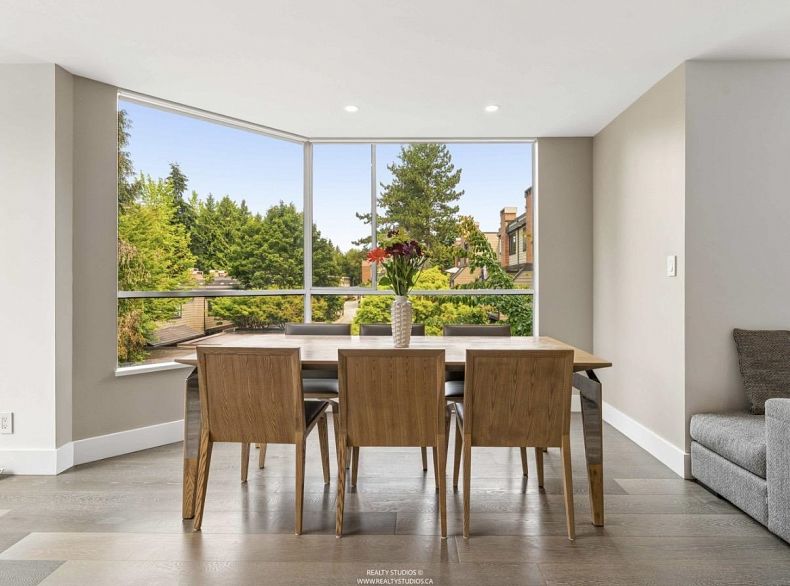 201 2140 Briar Avenue