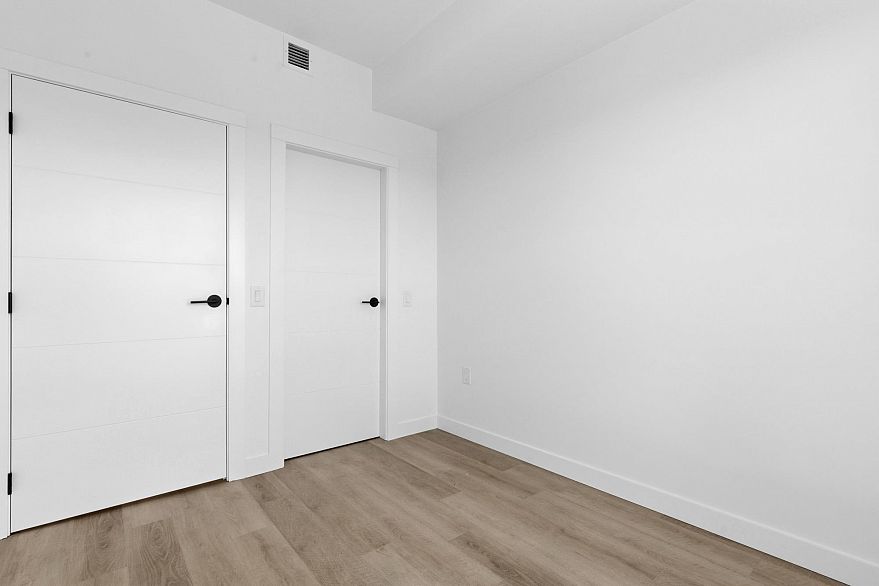 501 2268 E Broadway