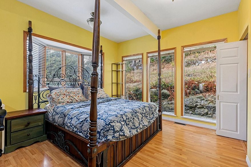 556 Ballantree Road