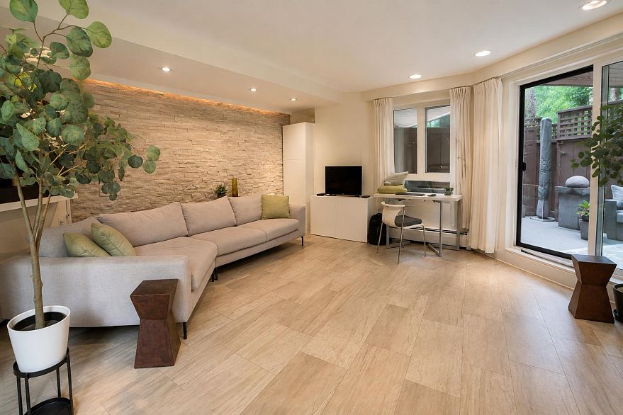 103 1855 Nelson Street