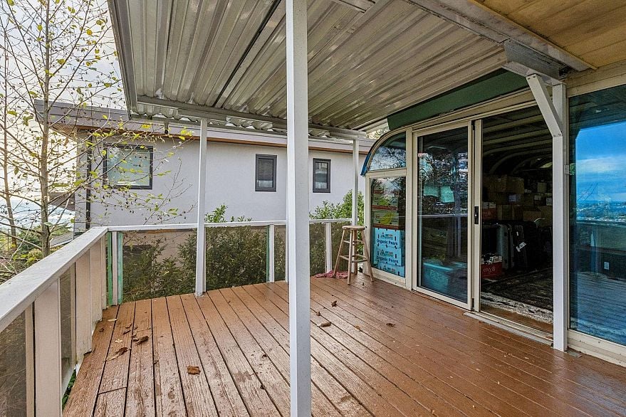 556 Ballantree Road