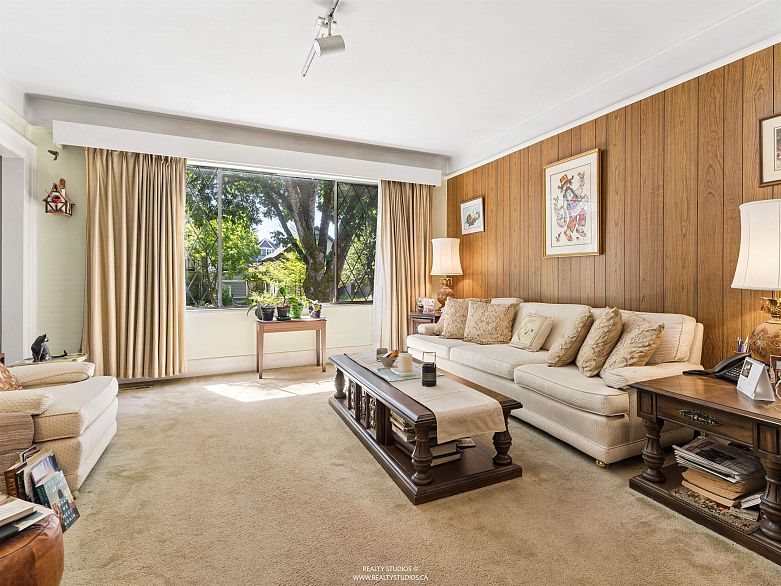 461 W 18th Avenue