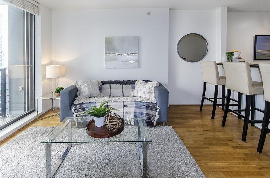 1906 1295 Richards Street