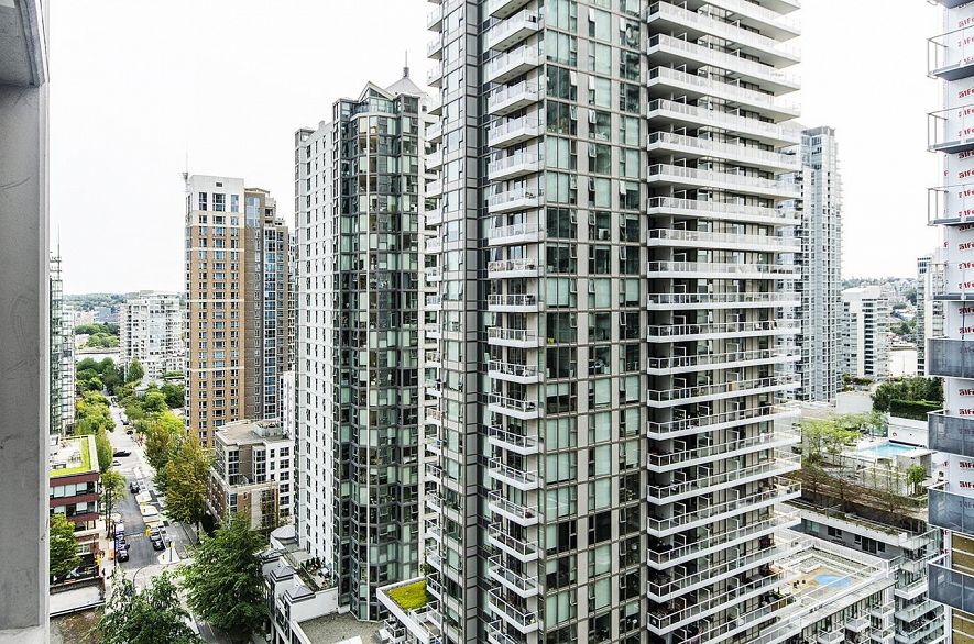 1906 1295 Richards Street