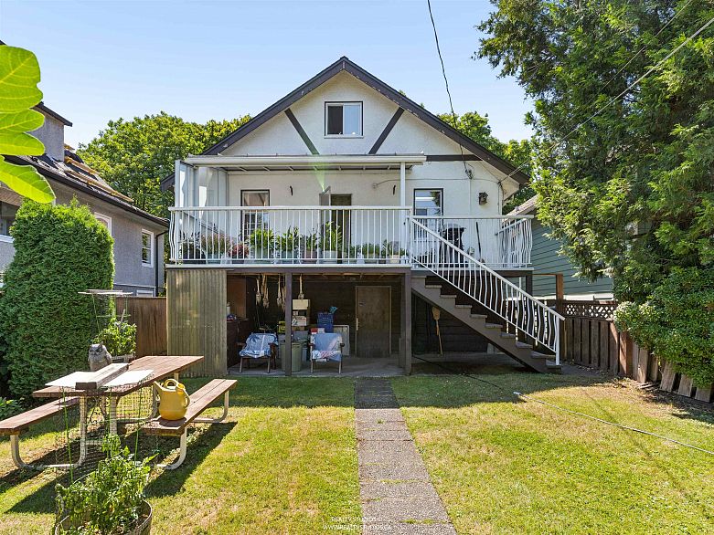461 W 18th Avenue