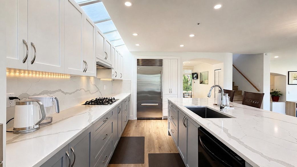 4399 Locarno Crescent