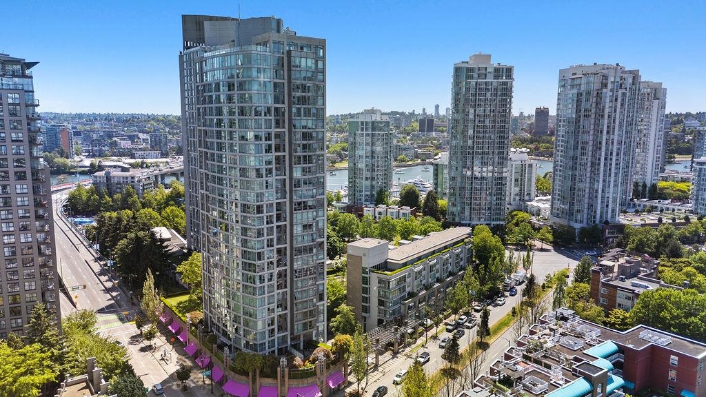2801 1008 Cambie Street