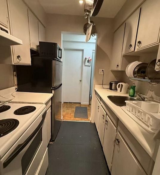 1850 COMOX ST, Vancouver BC V6G 1R3