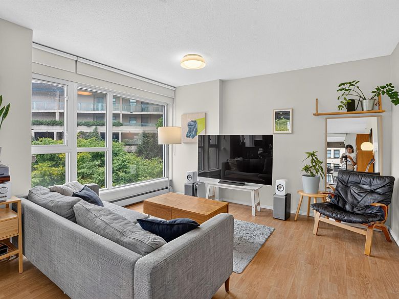 602 183 Keefer Place