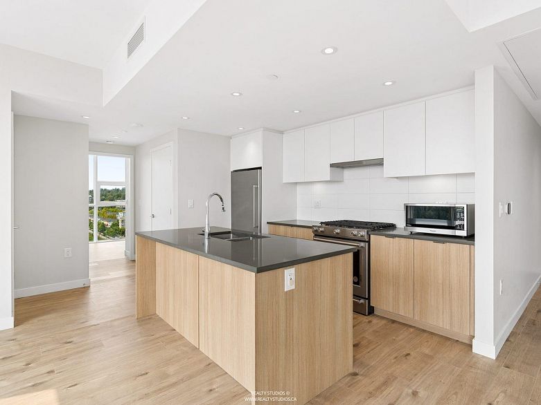 1401 3430 E Kent Avenue South