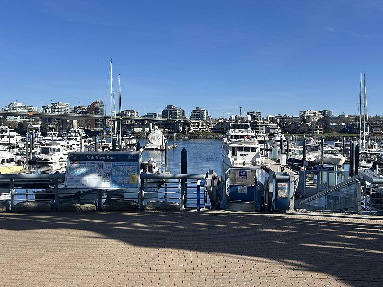 1901 1201 Marinaside Crescent