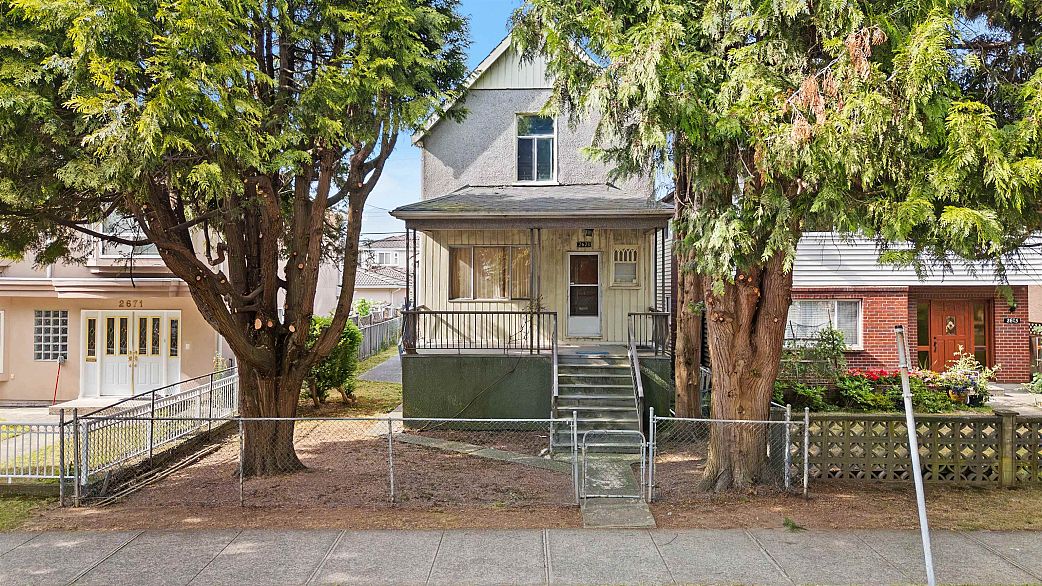 2673 Pandora Street