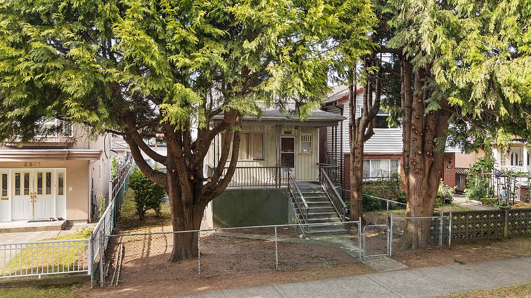 2673 Pandora Street