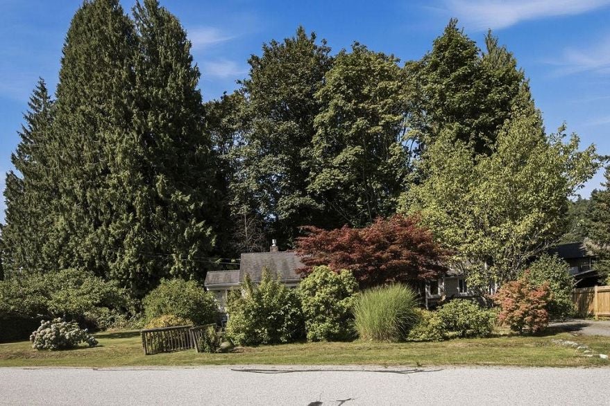 271 Cochrane Road