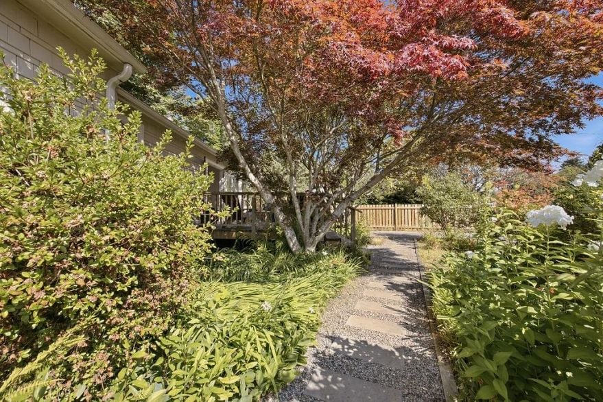 271 Cochrane Road