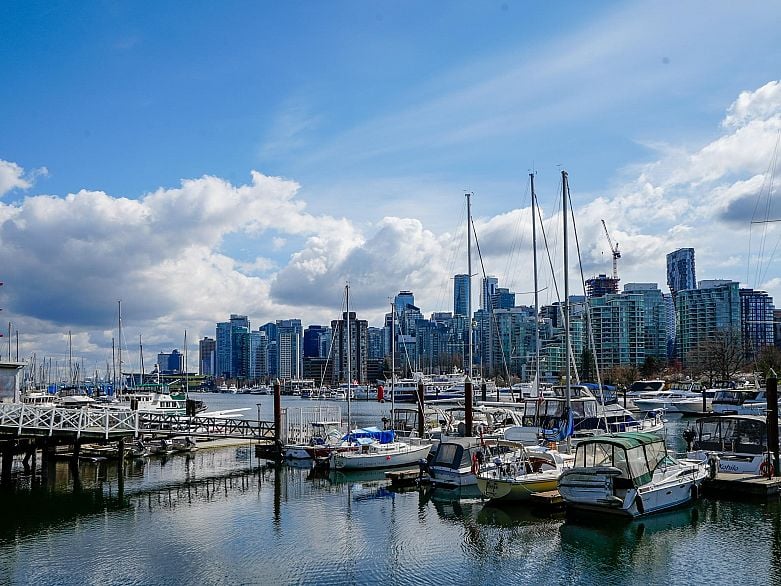 101 1845 Robson Street