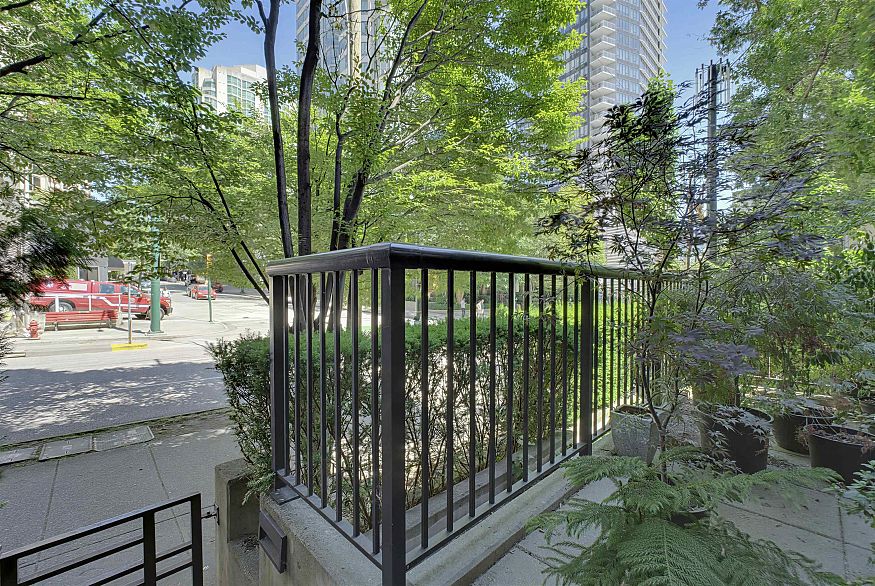 308 Smithe Street
