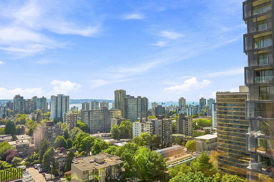15C 1500 Alberni Street