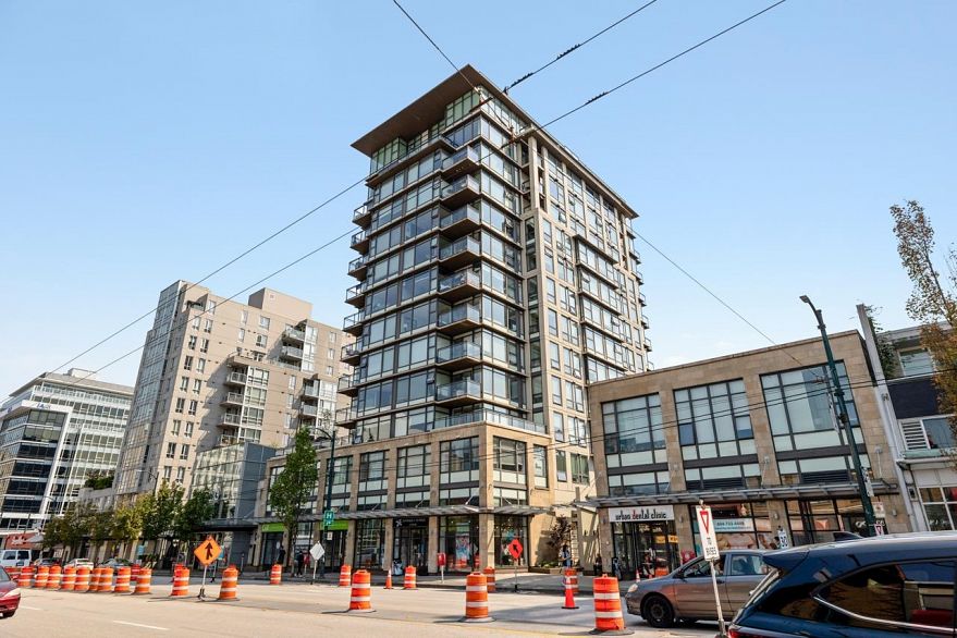 707 1068 W Broadway