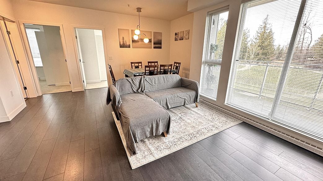 314 13963 105A BOULEVARD, Surrey BC V3T 0M9