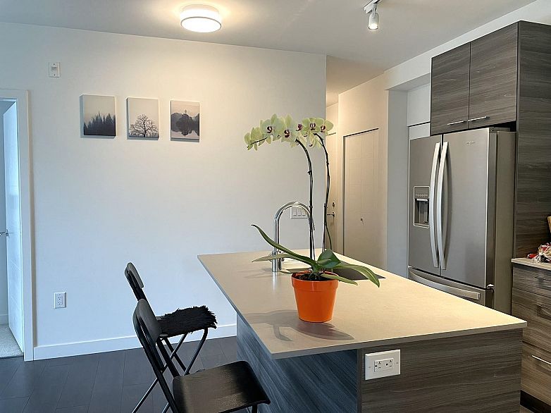314 13963 105A BOULEVARD, Surrey BC V3T 0M9