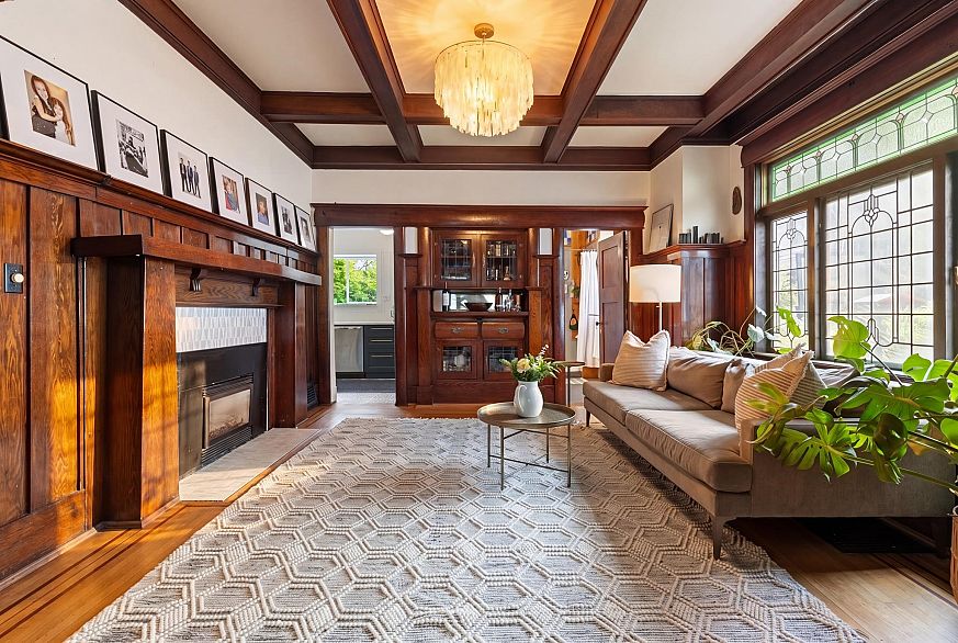 224 W 13th Avenue