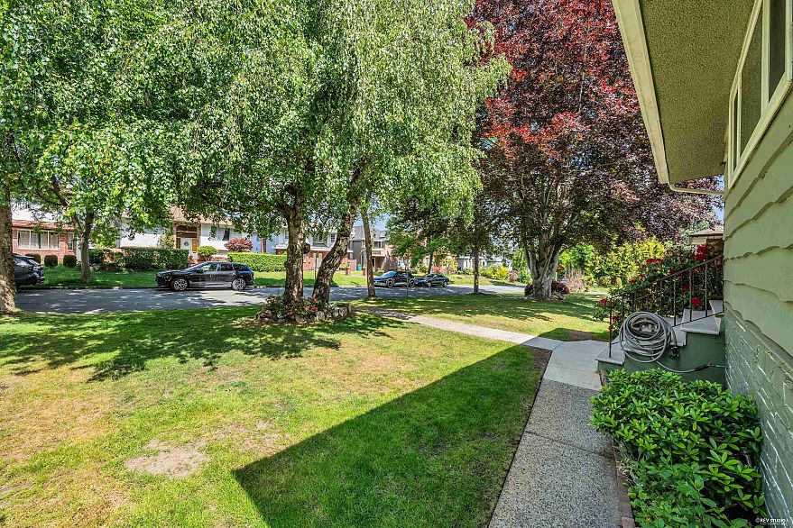 580 W 64th Avenue