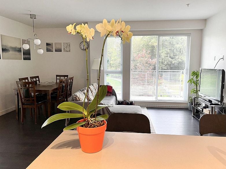 314 13963 105A BOULEVARD, Surrey BC V3T 0M9
