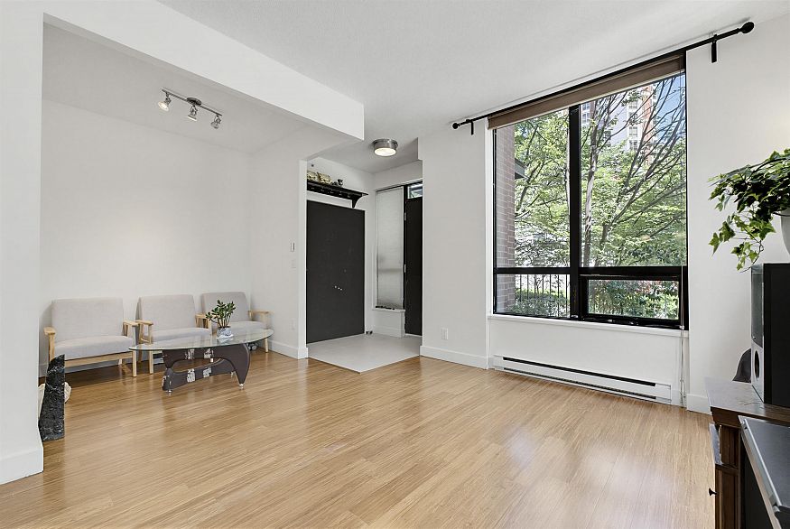 308 Smithe Street