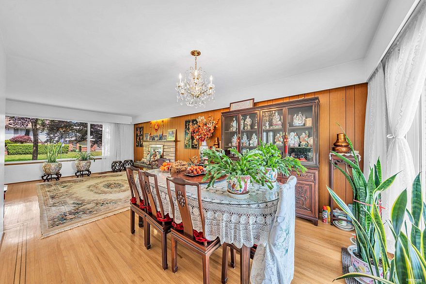 580 W 64th Avenue