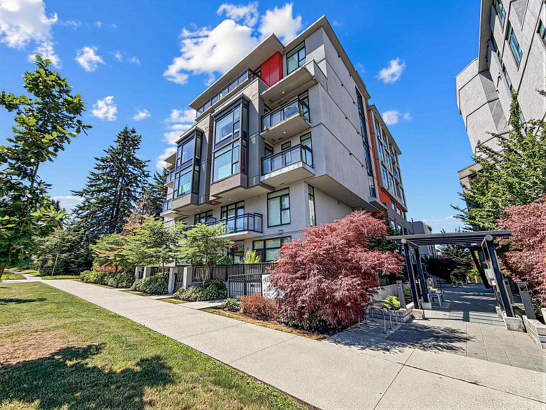 402 4189 Cambie Street