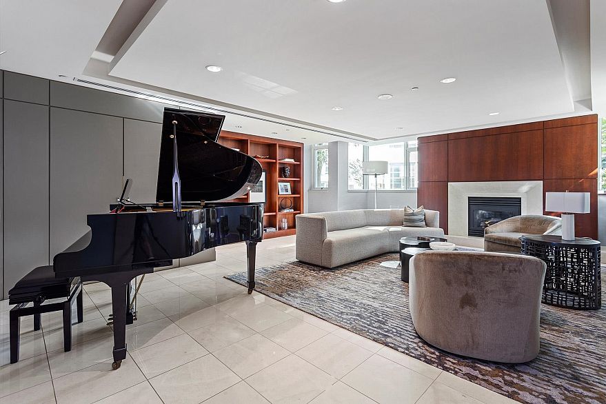 PH2 1777 Bayshore Drive