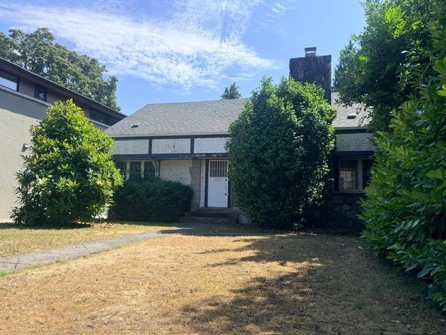 1420 W 38th Avenue