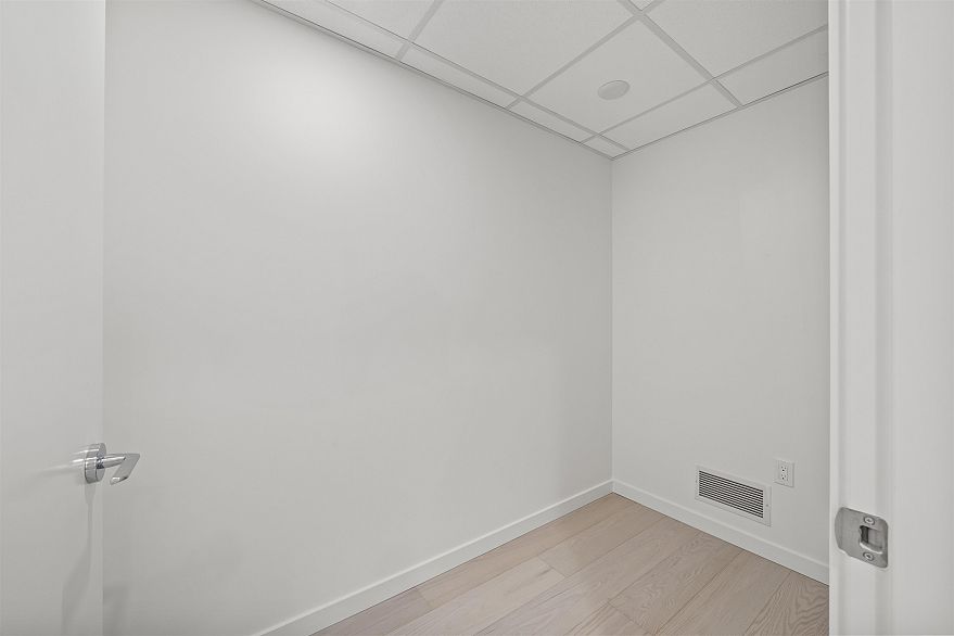 702 8415 Granville Street