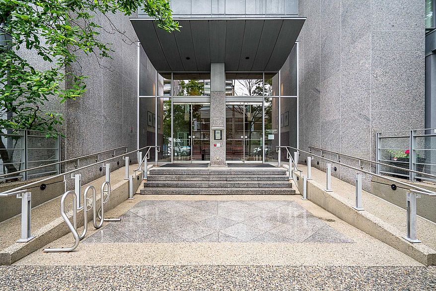 2604 1288 W Georgia Street
