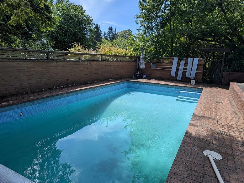 4290 Salish Drive